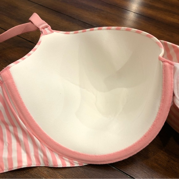 Pink stripe Demi cup VS bra - Picture 10 of 10